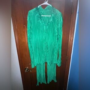 Amazon Green Pleated Women's Set